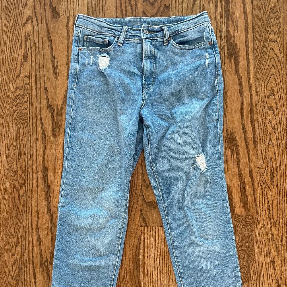 Old Navy Women's O.G. Straight Leg Raw Hem High Wasted Jeans - Size 8
